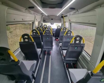 Зеленый Ивеко Дейли, объемом двигателя 3 л и пробегом 300 тыс. км за 40472 $, фото 11 на Automoto.ua