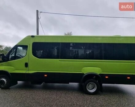 Зеленый Ивеко Дейли, объемом двигателя 3 л и пробегом 300 тыс. км за 40472 $, фото 4 на Automoto.ua