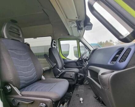 Зеленый Ивеко Дейли, объемом двигателя 3 л и пробегом 300 тыс. км за 40472 $, фото 7 на Automoto.ua