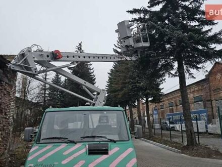 Зелений Івеко Дейлі, об'ємом двигуна 2.8 л та пробігом 200 тис. км за 17900 $, фото 1 на Automoto.ua