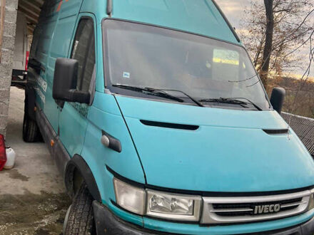 Зелений Івеко Дейлі, об'ємом двигуна 3 л та пробігом 750 тис. км за 6900 $, фото 1 на Automoto.ua