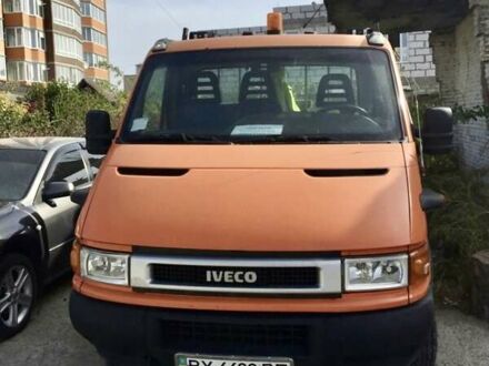 Ивеко Дейли 2003 в Волочиске на Automoto.ua Оранжевый Ивеко Дейли, объемом двигателя 2.8 л и пробегом 420 тыс. км за 10000 $, фото 1 на Automoto.ua