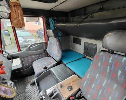 Красный Ивеко ЕвроКарго, объемом двигателя 3.9 л и пробегом 1 тыс. км за 10000 $, фото 2 на Automoto.ua