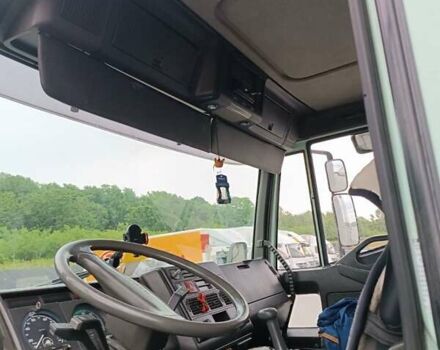 Зеленый Ивеко ЕвроКарго, объемом двигателя 5.88 л и пробегом 600 тыс. км за 8999 $, фото 6 на Automoto.ua