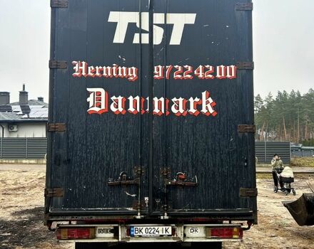 Чорний Івеко ЄвроСтар, об'ємом двигуна 13 л та пробігом 1000 тис. км за 10500 $, фото 4 на Automoto.ua