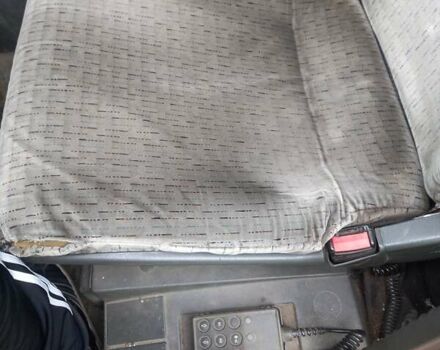Червоний Івеко ЄвроСтар, об'ємом двигуна 10.3 л та пробігом 700 тис. км за 2999 $, фото 6 на Automoto.ua