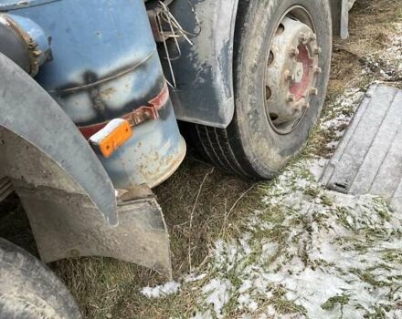 Оранжевый Ивеко ЕвроТреккер, объемом двигателя 13.72 л и пробегом 750 тыс. км за 18000 $, фото 12 на Automoto.ua