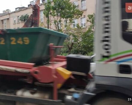 Белый Ивеко Магирус, объемом двигателя 7.79 л и пробегом 600 тыс. км за 47225 $, фото 2 на Automoto.ua