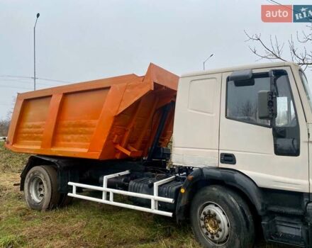 Белый Ивеко Магирус, объемом двигателя 6.9 л и пробегом 385 тыс. км за 10000 $, фото 1 на Automoto.ua