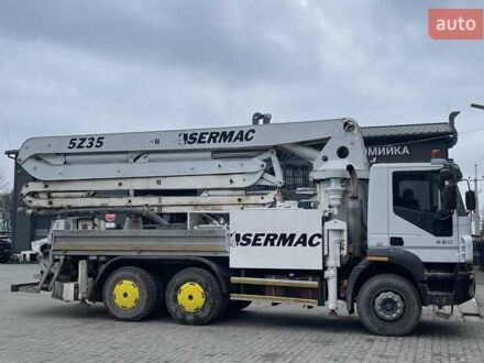 Белый Ивеко Магирус, объемом двигателя 13 л и пробегом 210 тыс. км за 132000 $, фото 1 на Automoto.ua