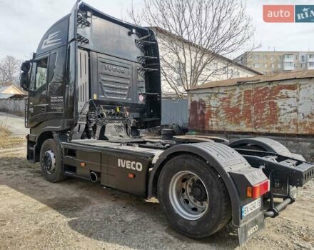 Івеко Магірус 2012 у Каменце-Подольском на Automoto.ua Чорний Івеко Магірус, об'ємом двигуна 10.31 л та пробігом 900 тис. км за 12000 $, фото 2 на Automoto.ua