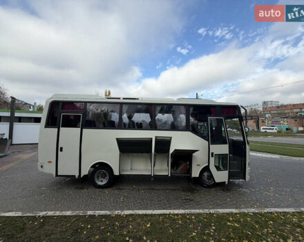 Білий Івеко Otoyol, об'ємом двигуна 3.91 л та пробігом 584 тис. км за 25000 $, фото 3 на Automoto.ua