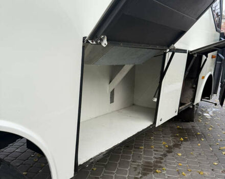 Білий Івеко Otoyol, об'ємом двигуна 3.91 л та пробігом 584 тис. км за 25000 $, фото 4 на Automoto.ua