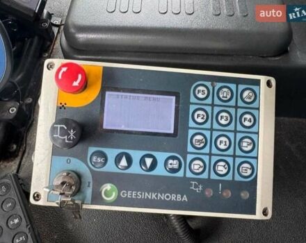 Белый Ивеко Стралис, объемом двигателя 7.8 л и пробегом 350 тыс. км за 45000 $, фото 8 на Automoto.ua