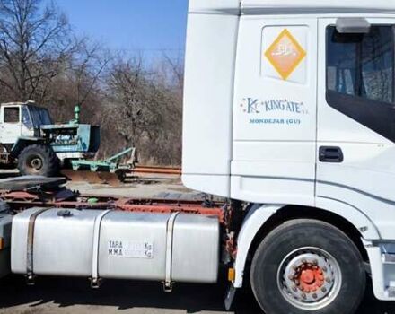 Белый Ивеко Стралис, объемом двигателя 12.88 л и пробегом 1000 тыс. км за 5900 $, фото 8 на Automoto.ua