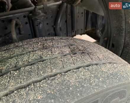 Белый Ивеко Стралис, объемом двигателя 12.88 л и пробегом 1000 тыс. км за 9700 $, фото 12 на Automoto.ua