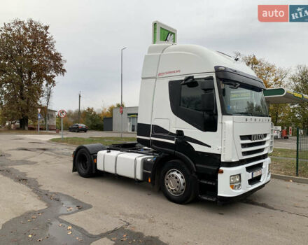 Белый Ивеко Стралис, объемом двигателя 12.88 л и пробегом 1000 тыс. км за 9700 $, фото 4 на Automoto.ua