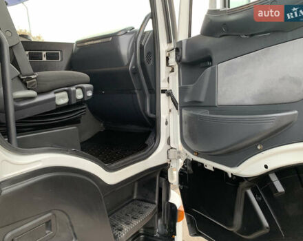 Белый Ивеко Стралис, объемом двигателя 12.88 л и пробегом 1000 тыс. км за 9700 $, фото 31 на Automoto.ua