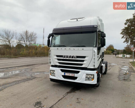Белый Ивеко Стралис, объемом двигателя 12.88 л и пробегом 1000 тыс. км за 9700 $, фото 1 на Automoto.ua
