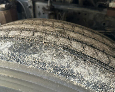 Белый Ивеко Стралис, объемом двигателя 10.8 л и пробегом 872 тыс. км за 15500 $, фото 6 на Automoto.ua