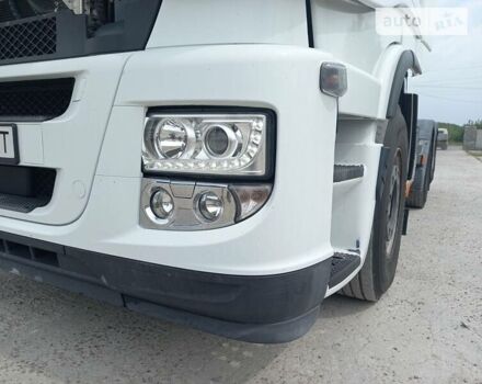 Белый Ивеко Стралис, объемом двигателя 11 л и пробегом 570 тыс. км за 30000 $, фото 15 на Automoto.ua