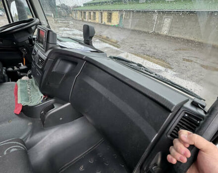 Білий Івеко Stralis, об'ємом двигуна 8.71 л та пробігом 745 тис. км за 23000 $, фото 12 на Automoto.ua