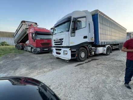 Белый Ивеко Стралис, объемом двигателя 10.31 л и пробегом 10 тыс. км за 7100 $, фото 1 на Automoto.ua