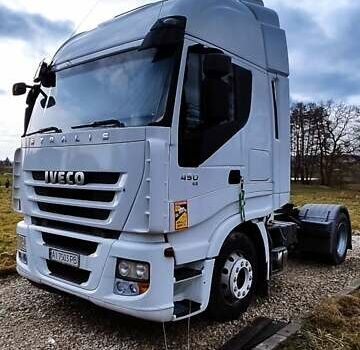 Белый Ивеко Стралис, объемом двигателя 10.3 л и пробегом 907 тыс. км за 8300 $, фото 1 на Automoto.ua