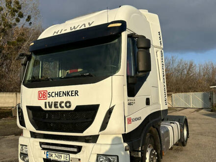 Белый Ивеко Стралис, объемом двигателя 10.8 л и пробегом 872 тыс. км за 15500 $, фото 1 на Automoto.ua