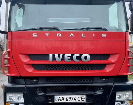 Красный Ивеко Стралис, объемом двигателя 10.3 л и пробегом 1000 тыс. км за 15500 $, фото 1 на Automoto.ua