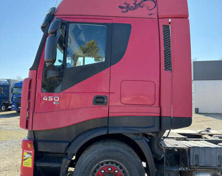 Ивеко Стралис 2011 в Черновцах на Automoto.ua Красный Ивеко Стралис, объемом двигателя 0 л и пробегом 126 тыс. км за 6900 $, фото 1 на Automoto.ua