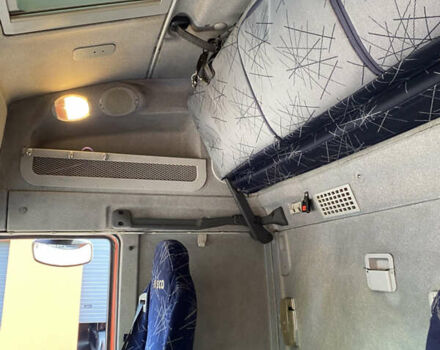 Красный Ивеко Стралис, объемом двигателя 0 л и пробегом 39 тыс. км за 25000 $, фото 12 на Automoto.ua