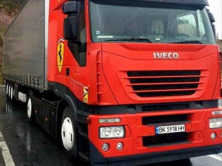 Івеко Stralis 2002 у Рівному на Automoto.ua Червоний Івеко Stralis, об'ємом двигуна 10.31 л та пробігом 1 тис. км за 6700 $, фото 1 на Automoto.ua
