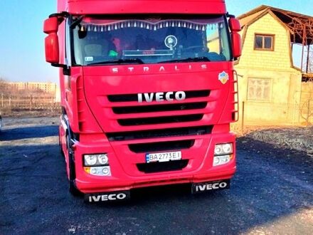 Івеко Stralis 2010 у Голованевске на Automoto.ua Червоний Івеко Stralis, об'ємом двигуна 13 л та пробігом 960 тис. км за 10500 $, фото 1 на Automoto.ua