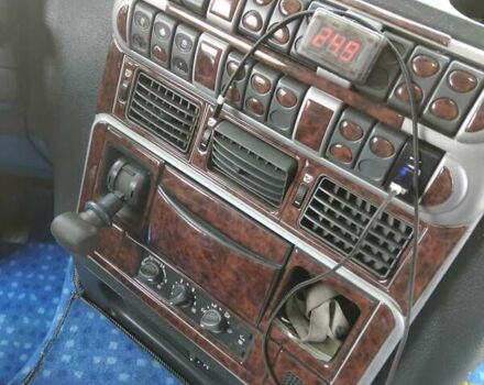 Синий Ивеко Стралис, объемом двигателя 10.5 л и пробегом 830 тыс. км за 8000 $, фото 9 на Automoto.ua