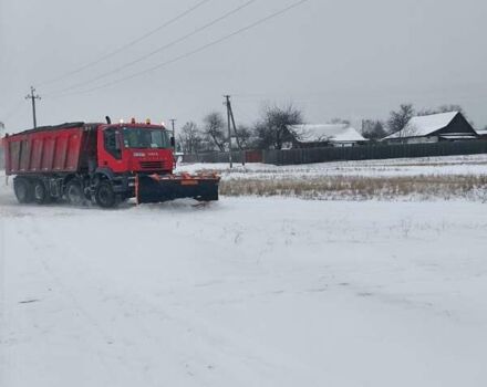 Ивеко Треккер 2008 в Малине на Automoto.ua Красный Ивеко Треккер, объемом двигателя 12.88 л и пробегом 313 тыс. км за 45500 $, фото 1 на Automoto.ua