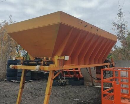 Ивеко Треккер 2008 в Малине на Automoto.ua Красный Ивеко Треккер, объемом двигателя 12.88 л и пробегом 313 тыс. км за 45500 $, фото 5 на Automoto.ua