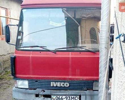 Красный Ивеко Турбо Зета, объемом двигателя 3.7 л и пробегом 500 тыс. км за 4500 $, фото 2 на Automoto.ua