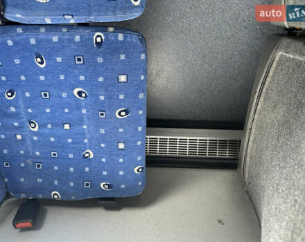 Фиолетовый Ивеко Винг, объемом двигателя 3 л и пробегом 450 тыс. км за 37500 $, фото 20 на Automoto.ua