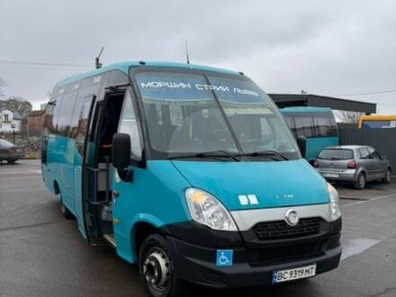 Зеленый Ивеко Винг, объемом двигателя 3 л и пробегом 500 тыс. км за 35000 $, фото 1 на Automoto.ua