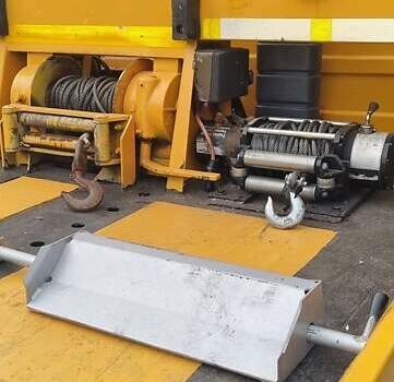 Желтый Ивеко Зета, объемом двигателя 6 л и пробегом 300 тыс. км за 13500 $, фото 5 на Automoto.ua