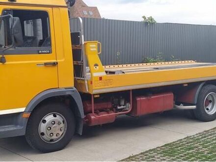 Желтый Ивеко Зета, объемом двигателя 6 л и пробегом 300 тыс. км за 13500 $, фото 1 на Automoto.ua