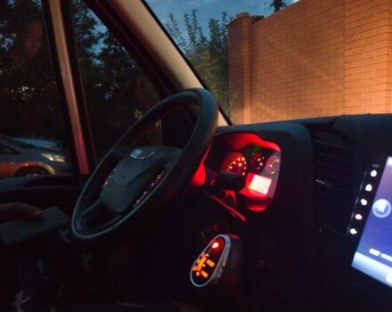 Белый Ивеко Другая, объемом двигателя 2.3 л и пробегом 293 тыс. км за 25000 $, фото 15 на Automoto.ua