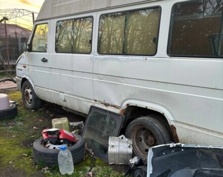 Івеко Другая, об'ємом двигуна 0 л та пробігом 0 тис. км за 2000 $, фото 2 на Automoto.ua