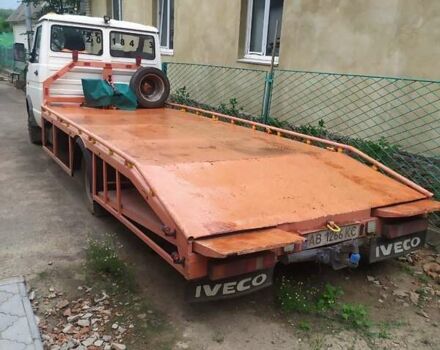 Белый Ивеко TurboDaily, объемом двигателя 2.5 л и пробегом 350 тыс. км за 8300 $, фото 1 на Automoto.ua