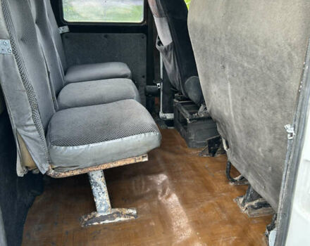 Білий Івеко TurboDaily, об'ємом двигуна 2.5 л та пробігом 500 тис. км за 5100 $, фото 7 на Automoto.ua