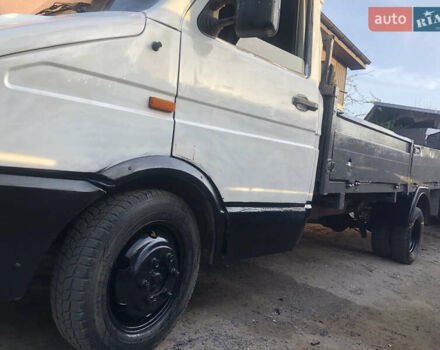 Белый Ивеко TurboDaily, объемом двигателя 2.5 л и пробегом 350 тыс. км за 3300 $, фото 6 на Automoto.ua