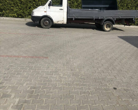 Белый Ивеко TurboDaily, объемом двигателя 2.5 л и пробегом 350 тыс. км за 3300 $, фото 5 на Automoto.ua