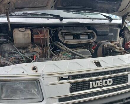 Білий Івеко TurboDaily, об'ємом двигуна 2.8 л та пробігом 300 тис. км за 2400 $, фото 8 на Automoto.ua