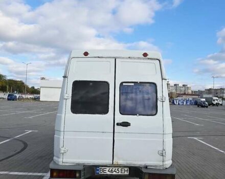 Ивеко TurboDaily 1999 в Одессе на Automoto.ua Белый Ивеко TurboDaily, объемом двигателя 2.8 л и пробегом 500 тыс. км за 3750 $, фото 10 на Automoto.ua